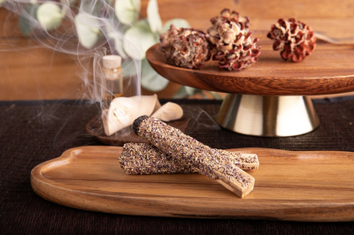 Palo Santo 2 Stäbe mit Lavendel beschichtet