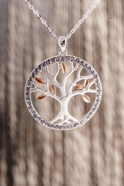 Yggdrasil, der Weltenbaum, Anhänger, versilbert, mit 70cm Kette